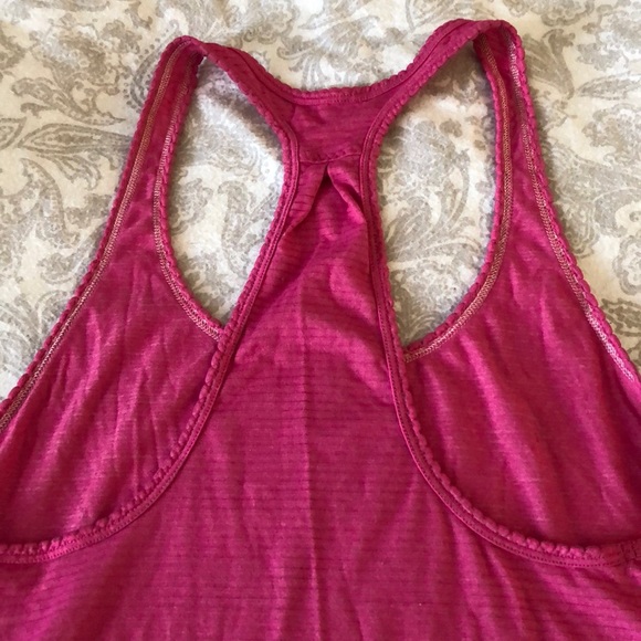 Lululemon 105 F Singlet in Heathered Bumble Berry - Picture 9 of 9